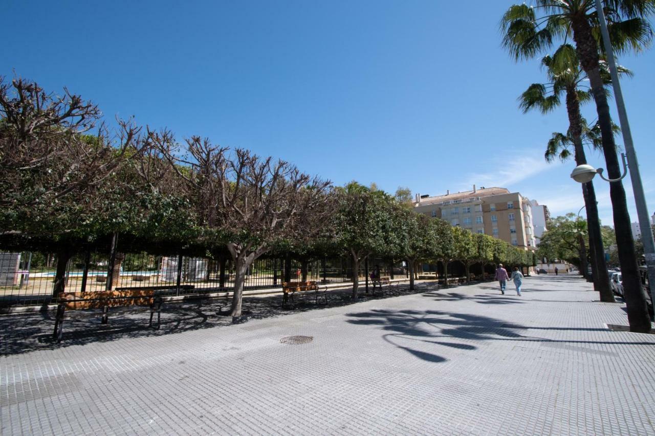 Apartamentos Las Huertas Cádiz Exterior photo